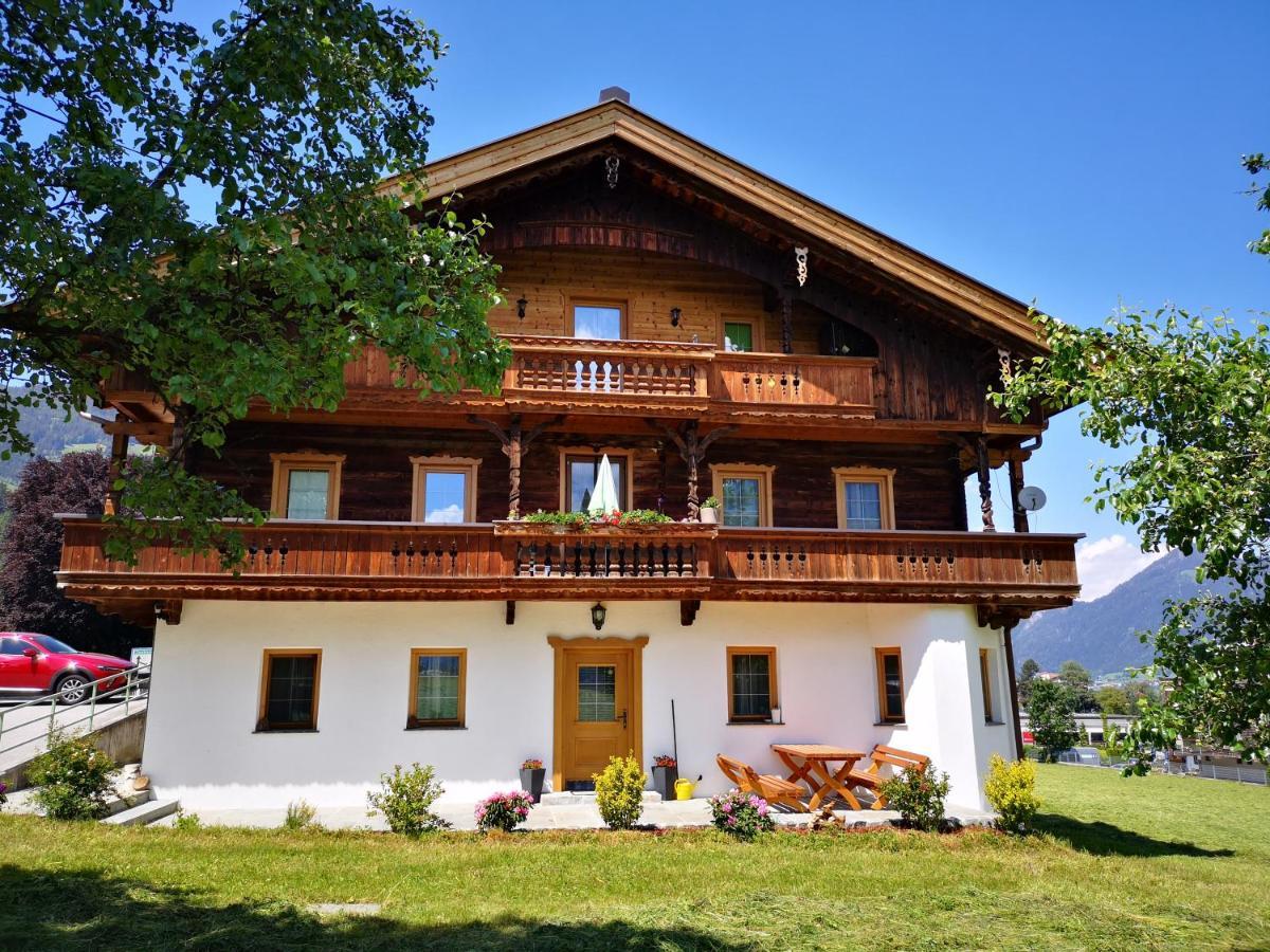 Apart Sprenger Fuegen Im Zillertal Exterior photo