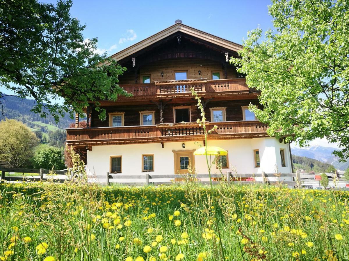 Apart Sprenger Fuegen Im Zillertal Exterior photo